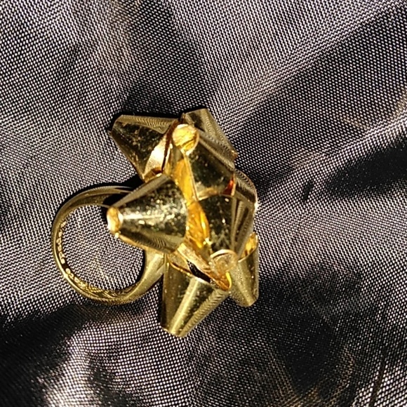 Ring - Picture 4 of 4